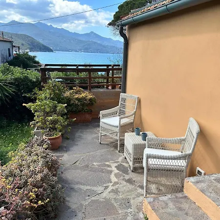 House On The Gulf Of Biodola Holiday home